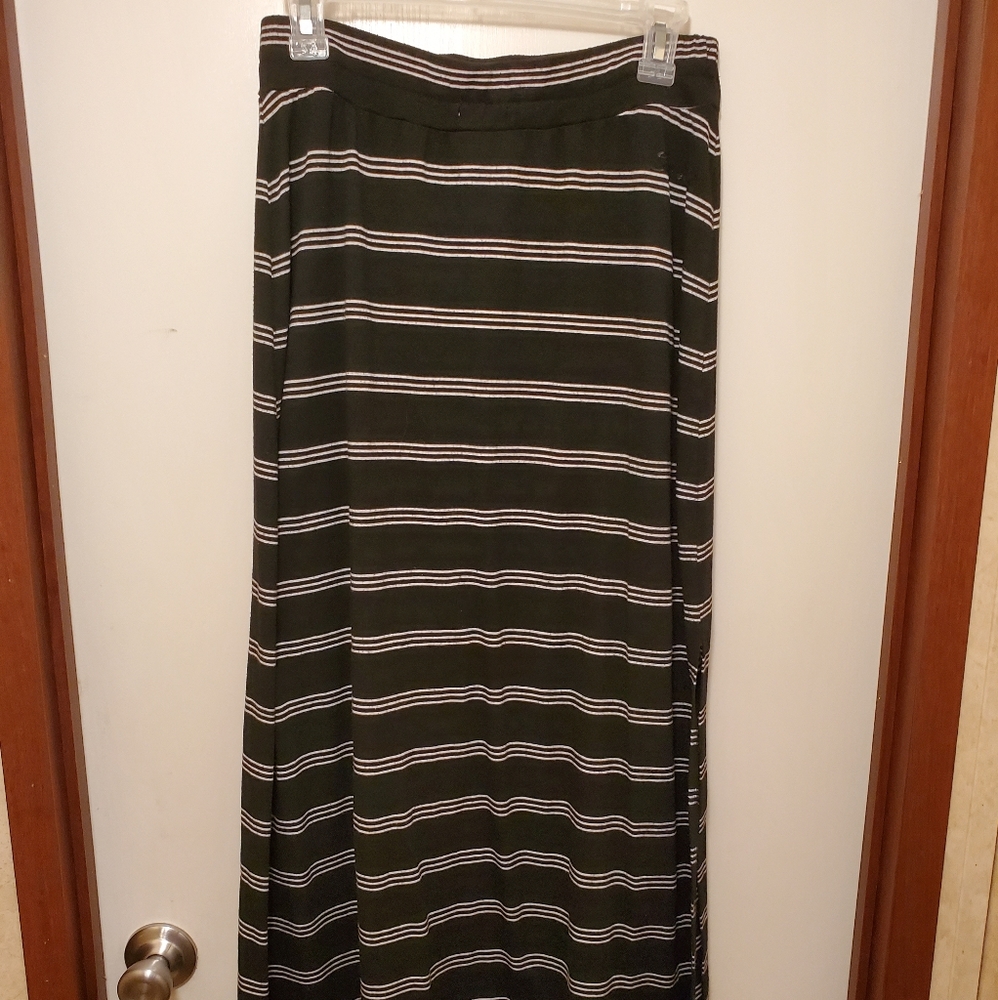 Women's size M skirt